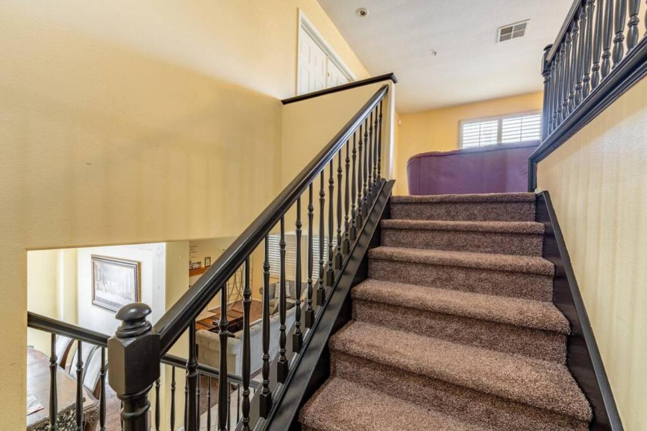 Family-Friendly 4Br Home - Spacious - Great Location Fontana Bagian luar foto